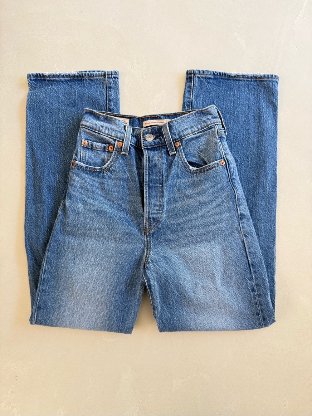 Levi’s Ribcage Straight Ankle Jean 23 - Picture 2 of 7
